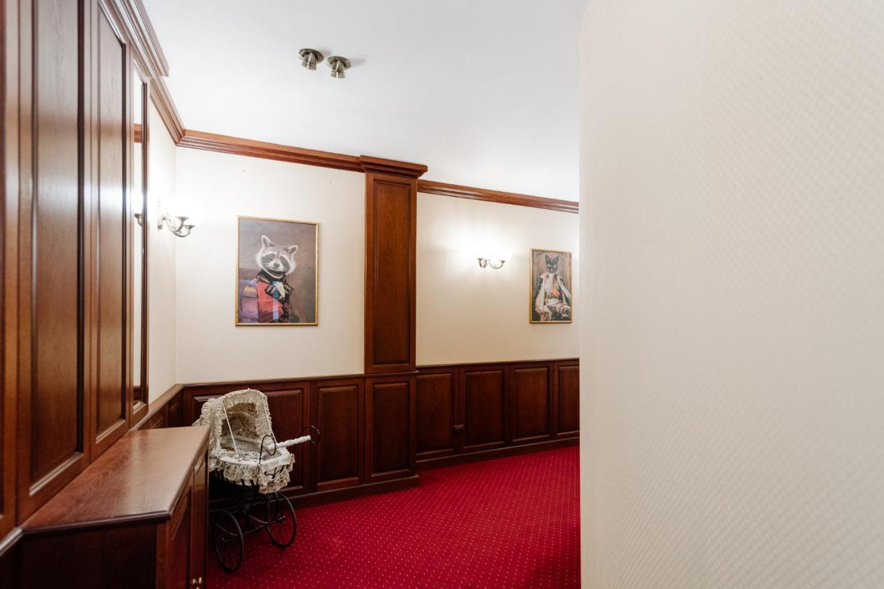 Petra Inn Apartments In Historical Palace Bratislava Exteriér fotografie